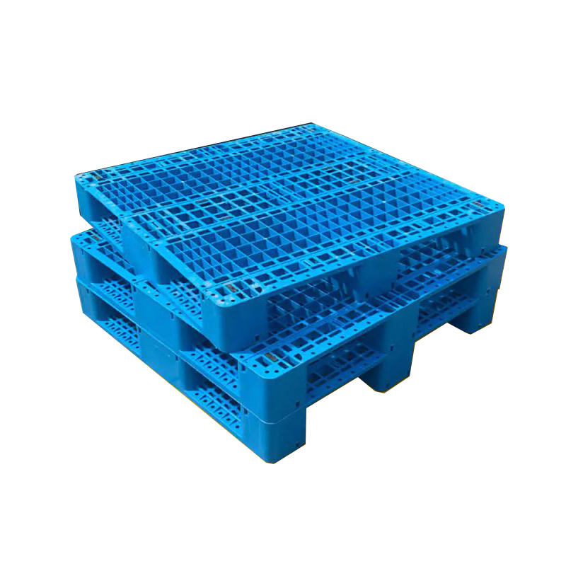 Plastic pallet mold